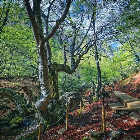 Kır Evi Entre Valles
